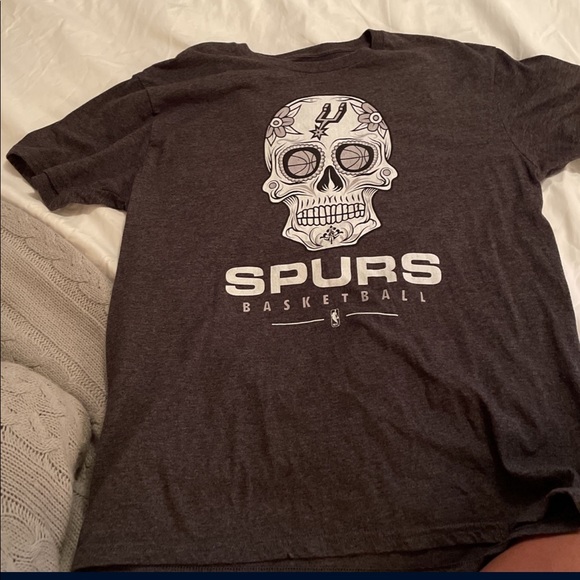 Sugar Skull Teespring Spurs t-shirt - Picture 1 of 3